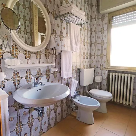 Hotel Milton 3*